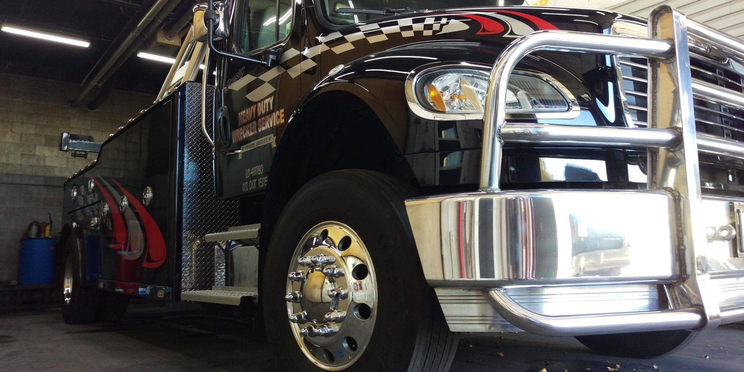 Crosby's Heavy Duty Wrecker Service (8)